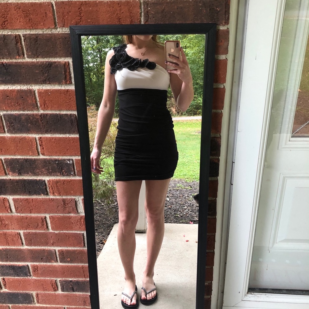 B. Darlin Black & White Homecoming Formal Dress